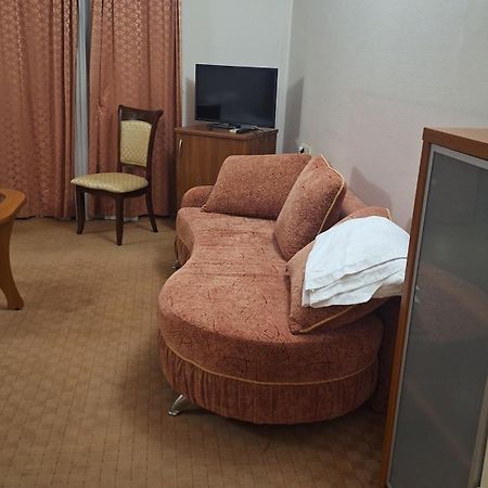 Барселона Hotel Mizikevycha Bagian luar foto