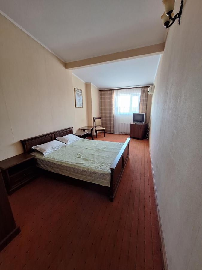 Барселона Hotel Mizikevycha Bagian luar foto
