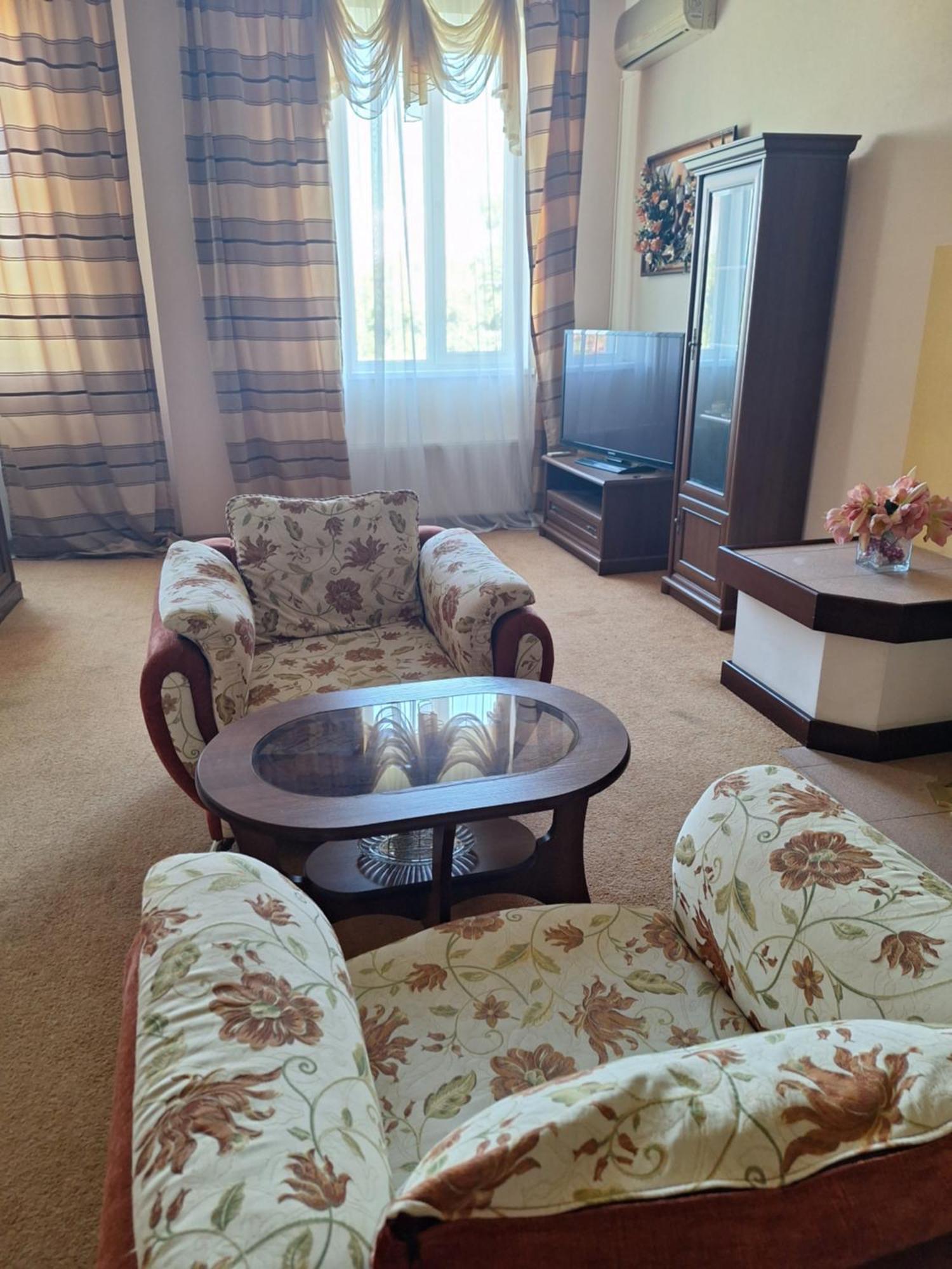 Барселона Hotel Mizikevycha Bagian luar foto